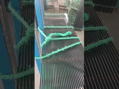 Прозрачные стеклянные двери для душа