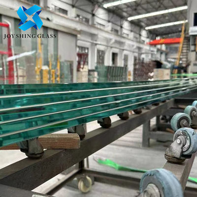 PVB и SGP прокатали стеклянное похищение квартиры форменное анти-